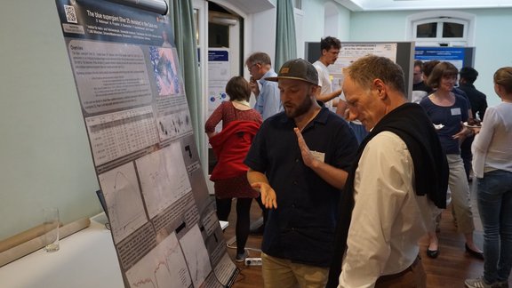 1409-postersession_wessmayerwilltisch-min