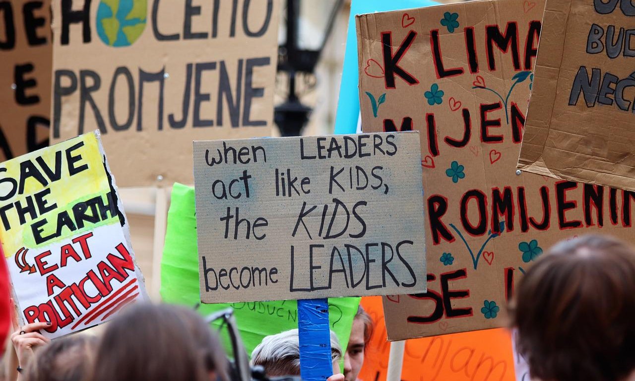 Demonstration mit Aktivist:innen von Fridays for Future