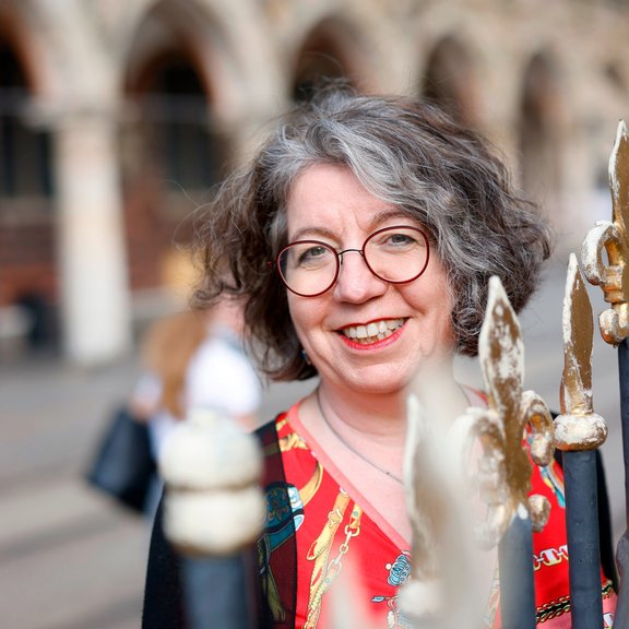 Yasemin Karakaşoğlu