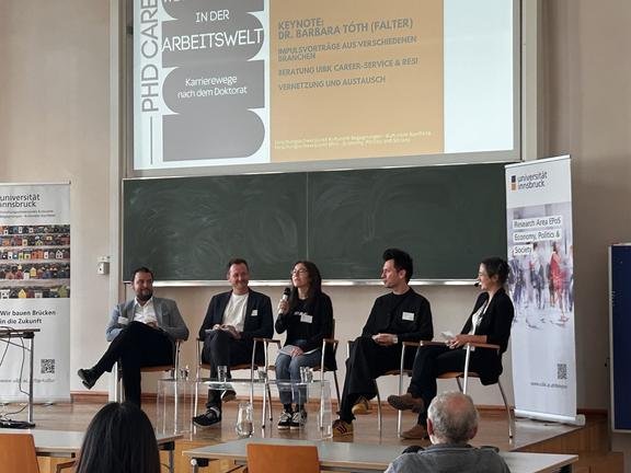 PhD Podiumsdiskussion Alumni