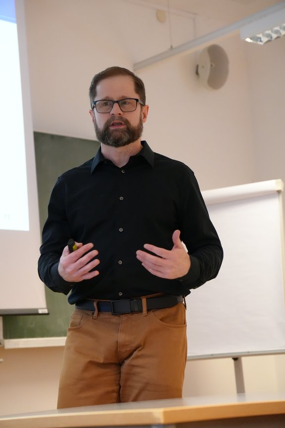 Portrait von James R. Beebe