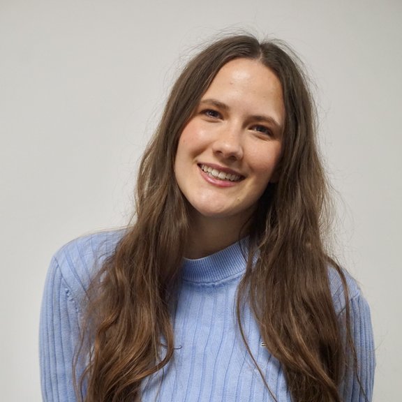 Portät Ayla Schimpfössl