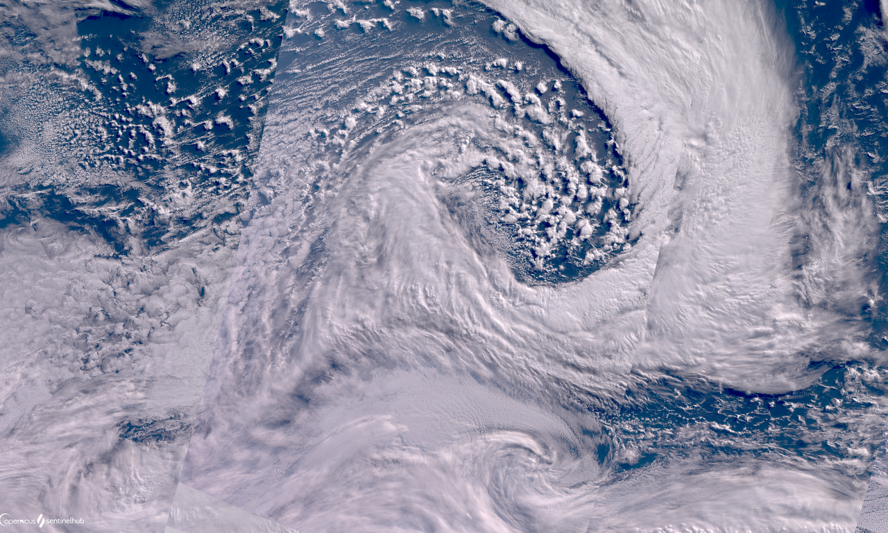 Satellitenbild von Wolkenformationen