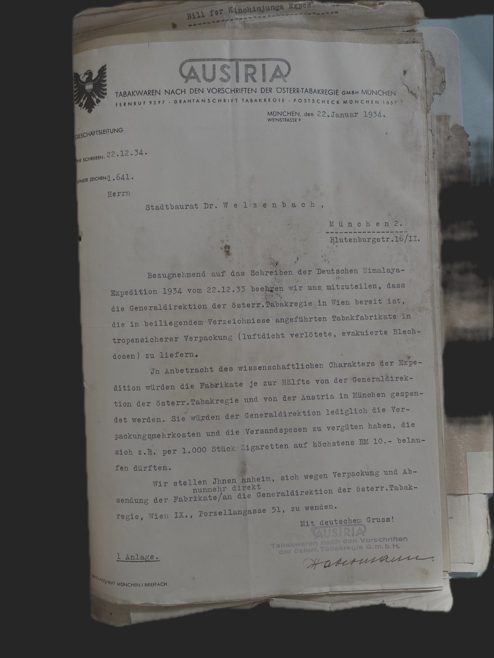 Abbildung einer Aufstellung über die an die deutsche Himalaya-Expedition abzusendenden Fabrikate, Austria Tabak München an Dr. Welzenbach München, v. 22. Dez. 1934