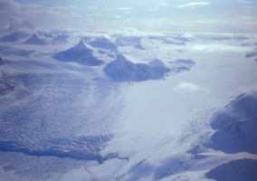 Sensitivity of Svalbard glaciers to climate change