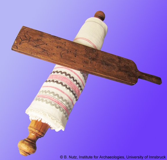 Mangelbrett und Rollholz