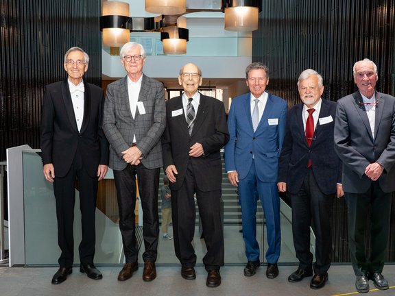 Altrektoren (v.l.): Tilmann Märk, Manfried Gantner, Otto Muck, Karlheinz Töchterle, Hans Moser, Christian Smekal