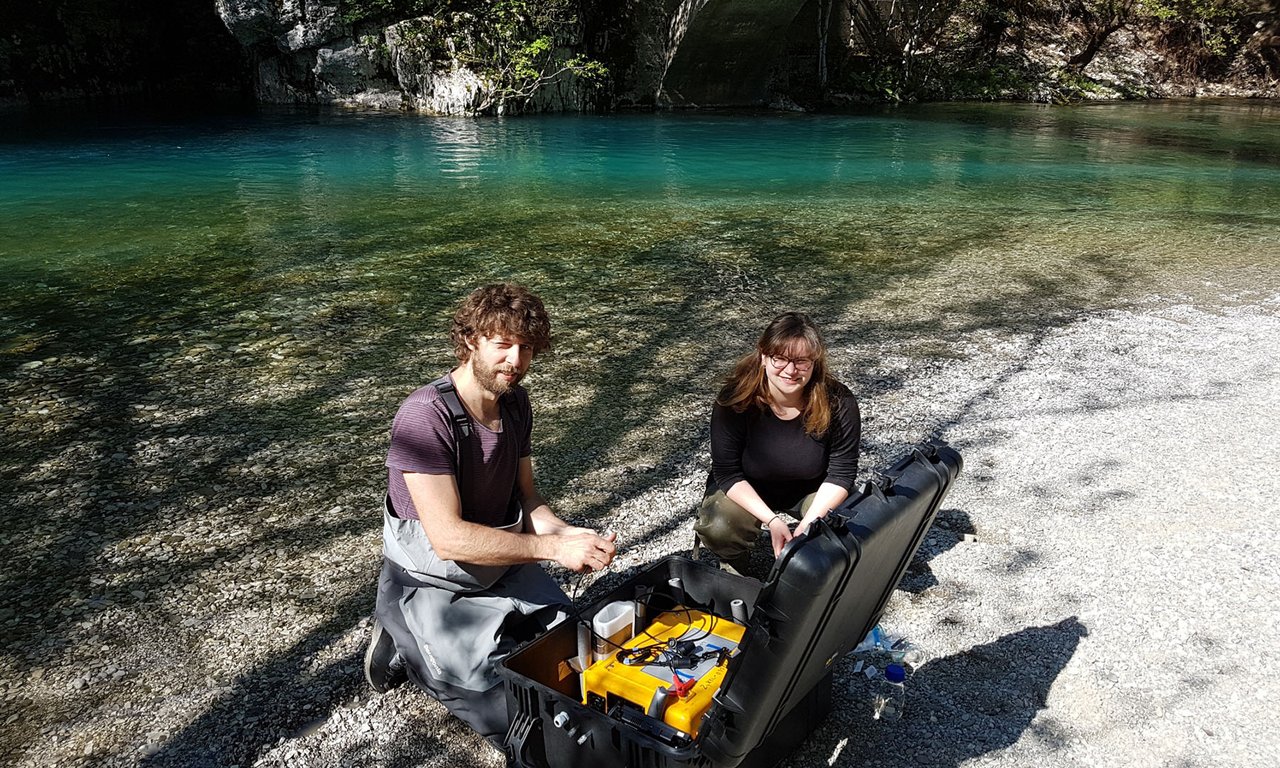Gabriel Singer will, dass seine Studierenden das Ökosystem Fluss nicht nur intellektuell sondern auch emotional erfassen.
