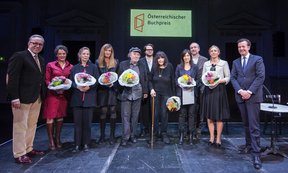 Gruppenbild des Österreichischen Buchpreises 2016 mit den Ausgezeichneten