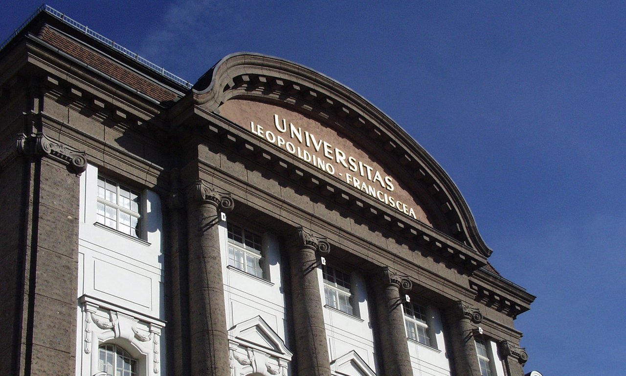 Das Hauptgebäude der Uni Innsbruck
