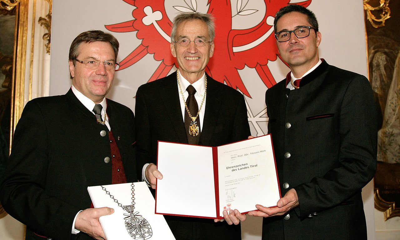 newsroom_ehrenzeichen_maerk.jpg