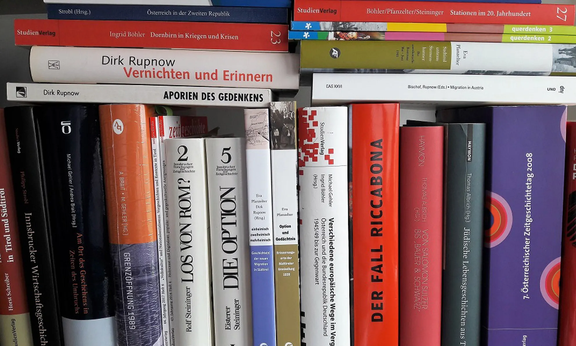 Bücher und Beiträge von Mitarbeiter:innen des Instituts für Zeitgeschichte