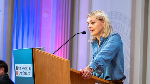 Grußworte Elisabeth Mayr