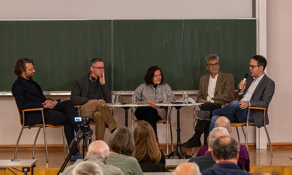 Podiumsdiskussion Widerstand. Bild: Reinhold Sigl