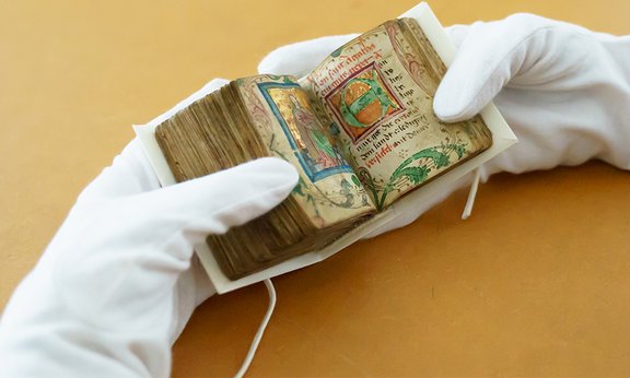 Symbolbild Buchpatenschaft