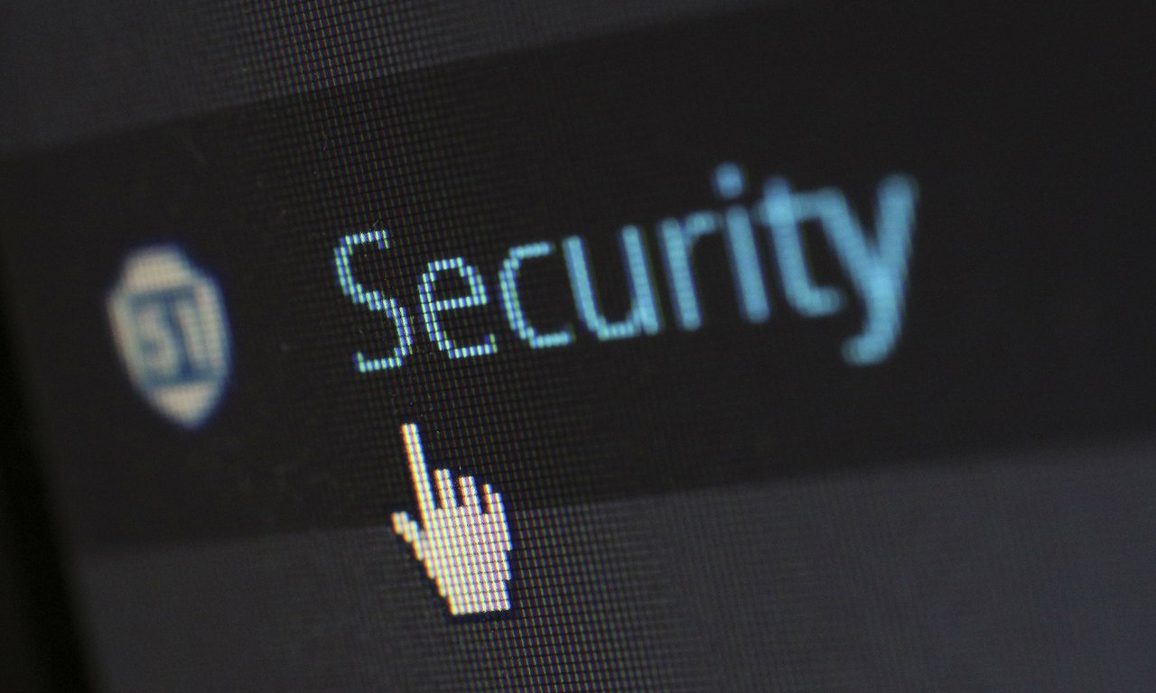 Schriftzug Security