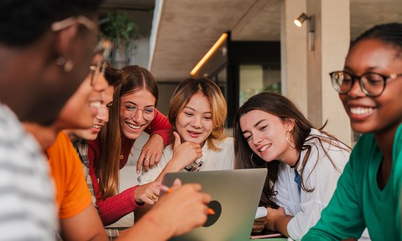 Symbolbild Digital Society, Social Innovation and Global Citizenship