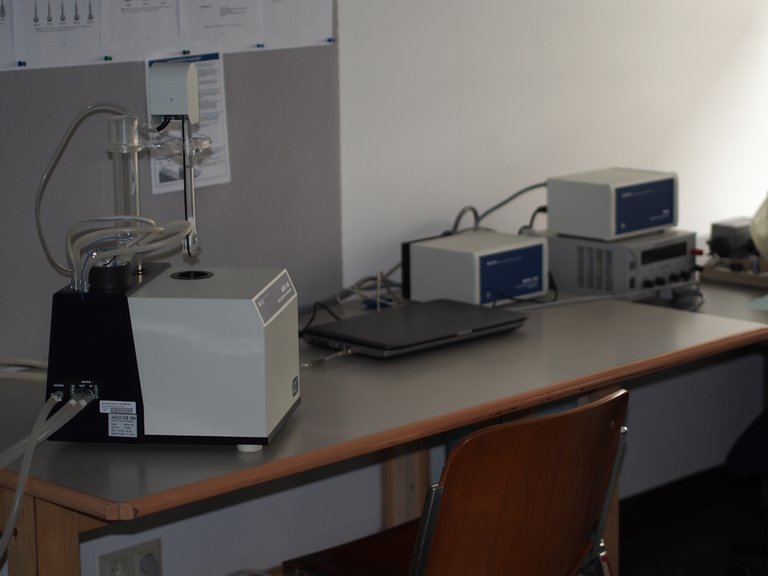 Agico MFK1-FA apparatus for magnetic fabric analyses, equipped with a CS-L cryostat and CS4 furnace apararus
