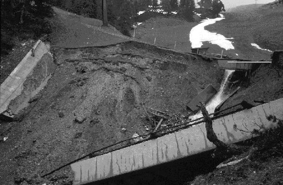 alpine schwarz-weiß Bild