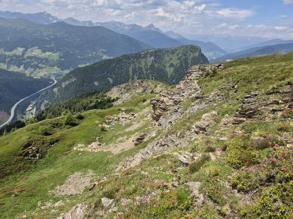 interaction_between_mass-movements_and_sensitive_infrastructure_krieinfra