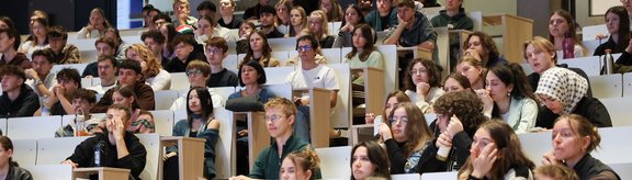 Studierende im Hörsaal