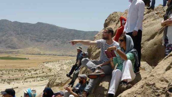 Karangun_Blick auf elamisches Felsrelief Karangun_Blick auf elamisches Felsrelief