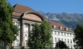 Hauptgebäude der Uni Innsbruck