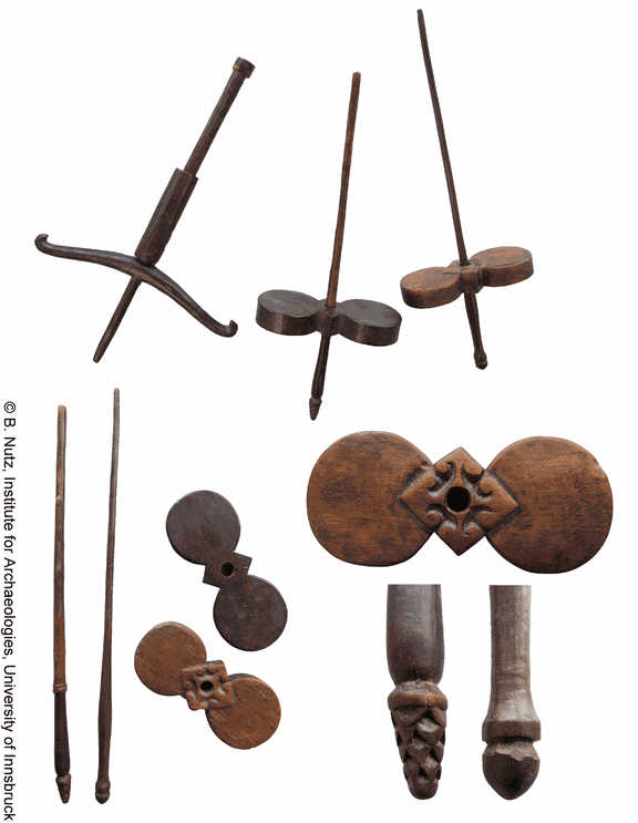 Indonesia, Lombok, spindles 2