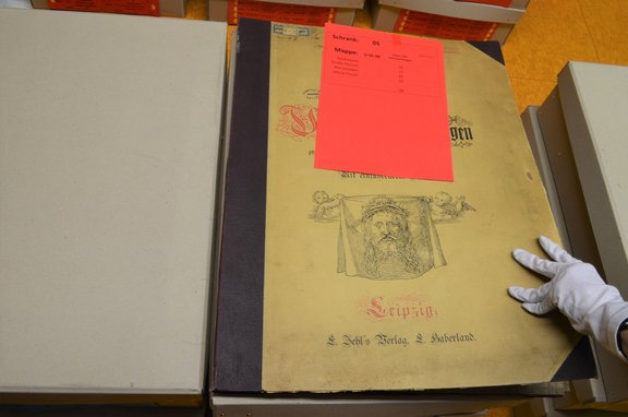 Schrank 5 Mappe d 05 05