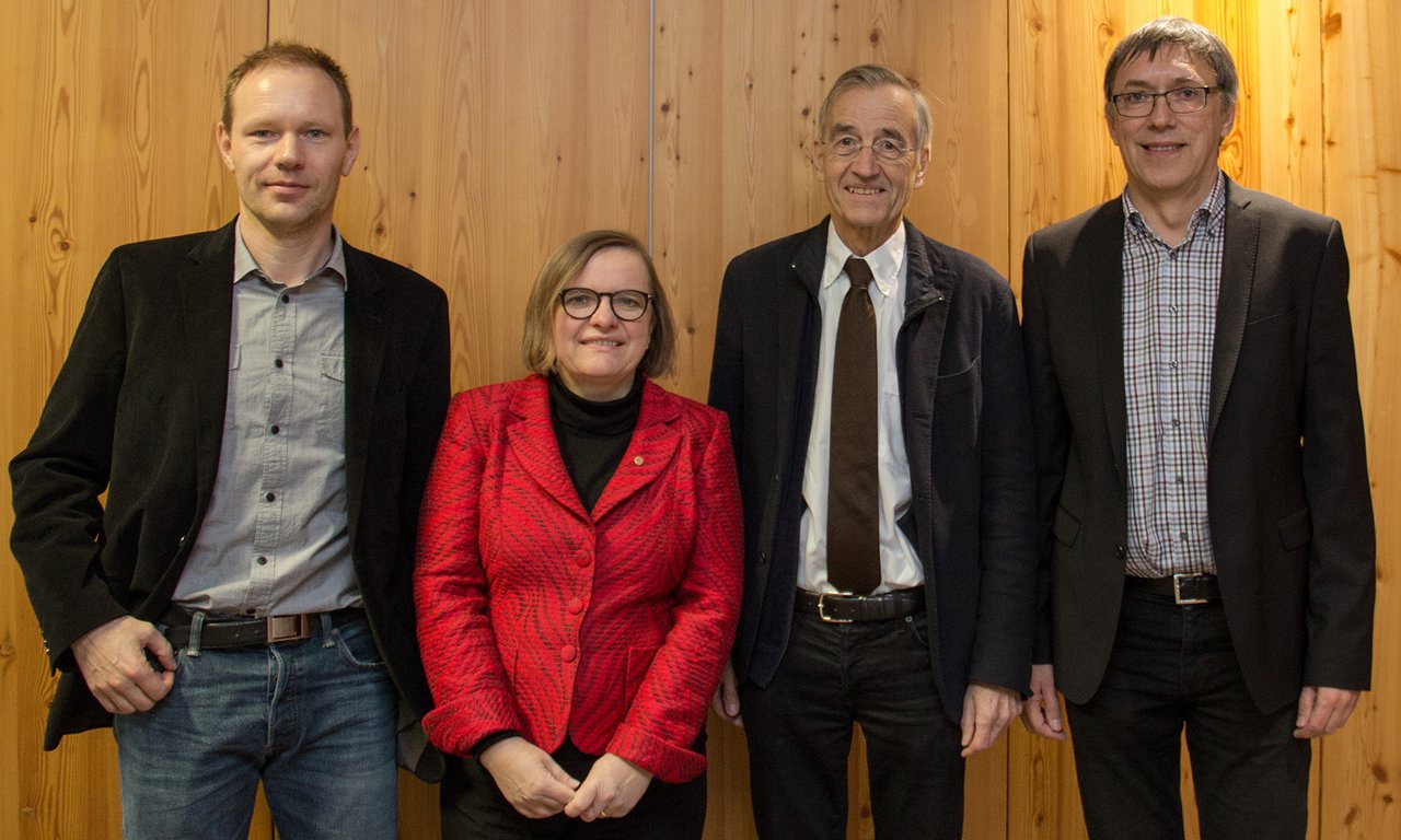 Freuten sich über die offizielle Eröffnung von Leo4: ZID-Leiter Michael Redinger, Forschungs-Vizerektorin Ulrike Tanzer, Rektor Märk und Alexander Ostermann.