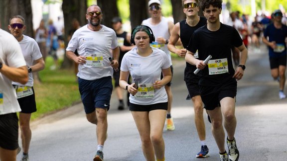 Läufer:innen beim Stadtlauf