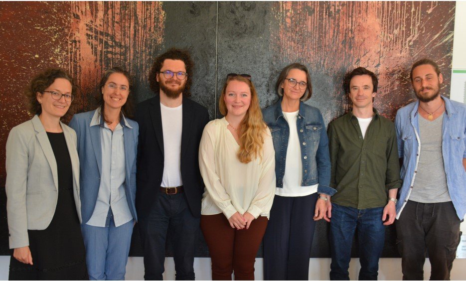 Teilnehmer*innen beim Workshop Remember and Reconcile