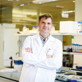 Herr Univ.-Prof. Dr. Edenhofer