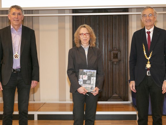 Dekan Ostermann, Anita Reimer, Rektor Märk
