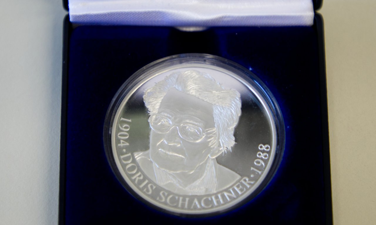 Die Doris Schachner Medaille der DMG