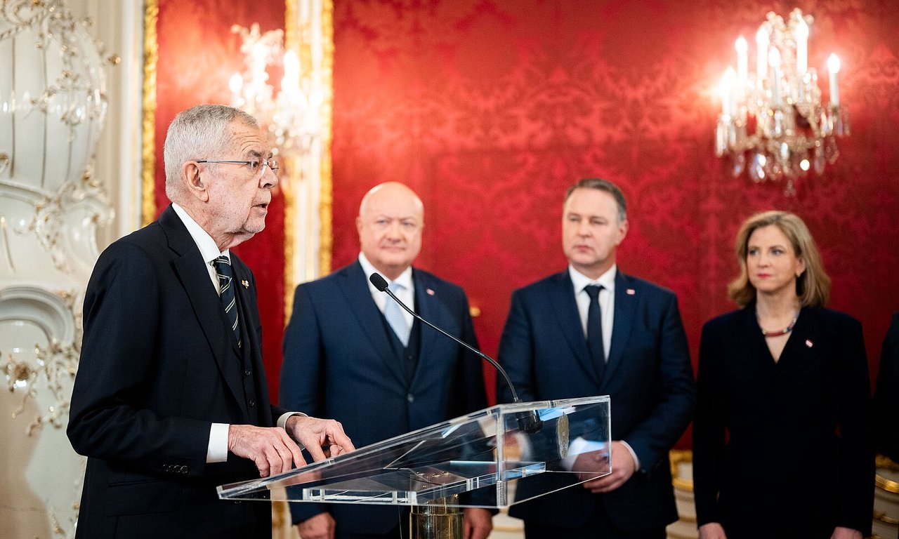Bundespräsident Alexander Van der Bellen bei der Angelobung der Bundesregierung Stocker