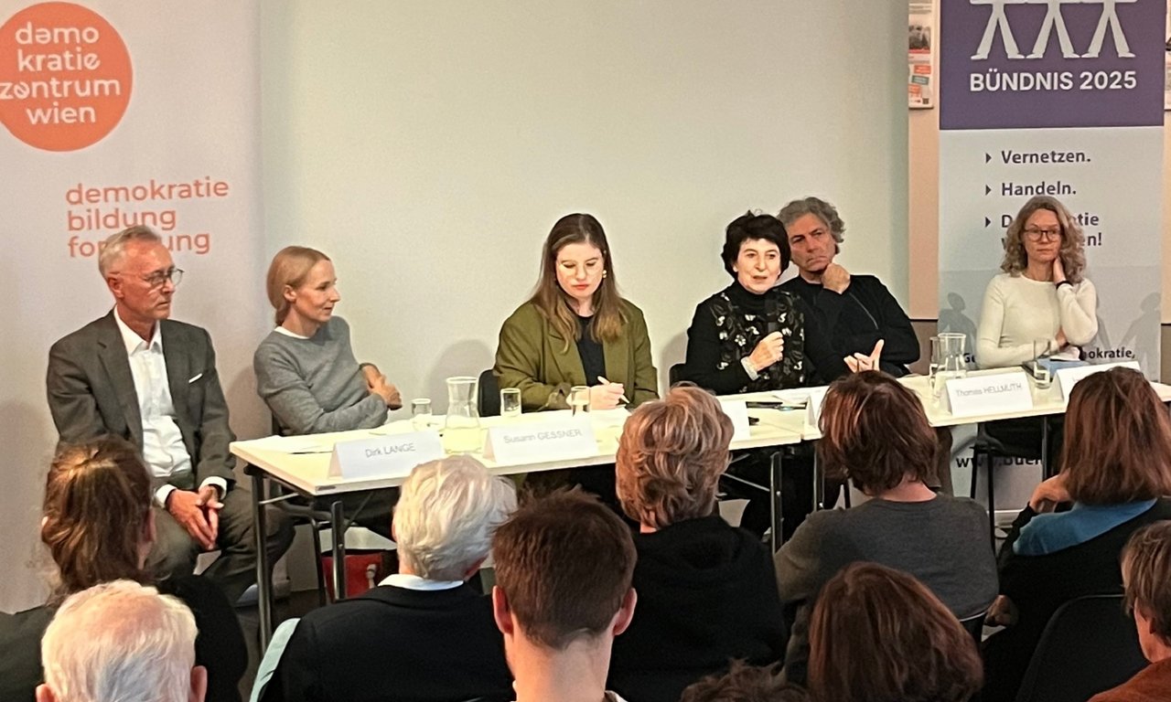 Diskutierende