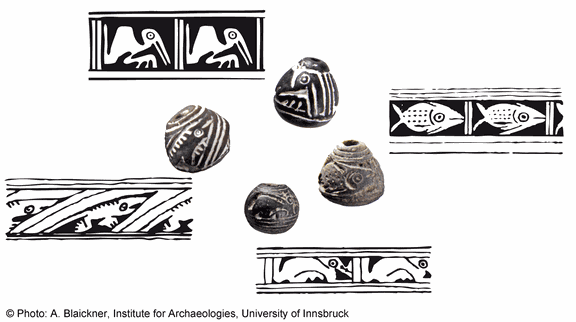 Ecuador, spindle whorls Manteno Civilization