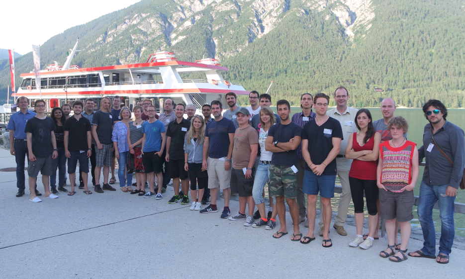 sommerschule_groupphoto_2017_935x561