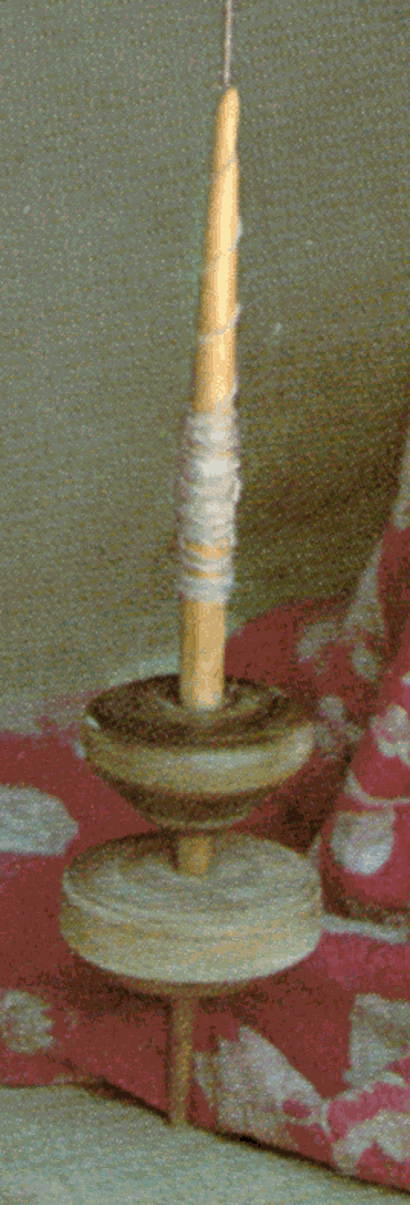 Turkmen double whorl spindle