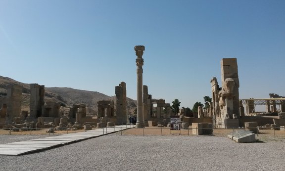 Alexander in Persepolis