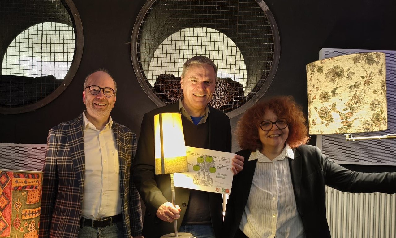 Winfried Löffler gewinnt Philosophy-Slam 2025