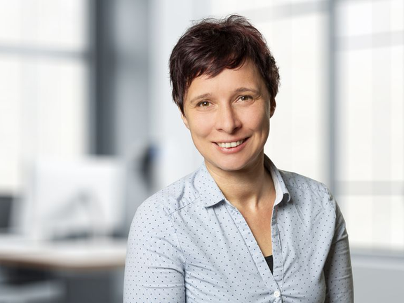 Photo of Danielle Hochhold