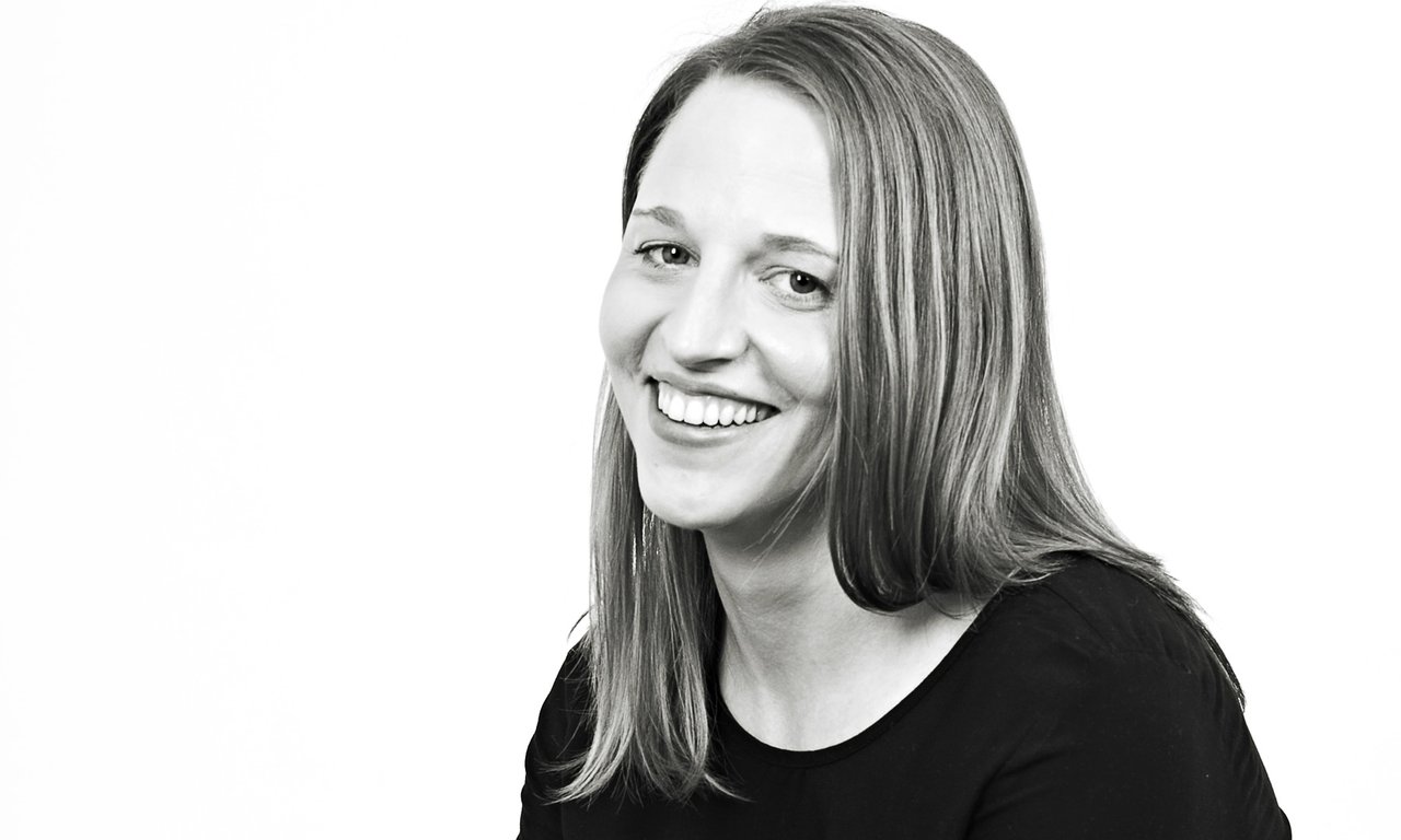 Melanie Bartos