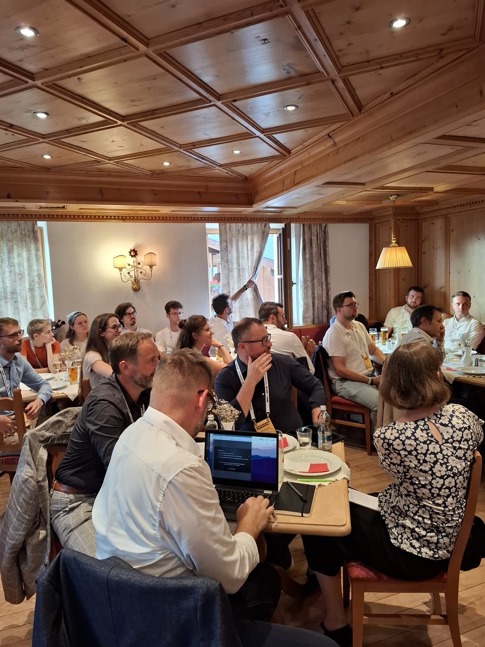 Audience Dine and Discuss