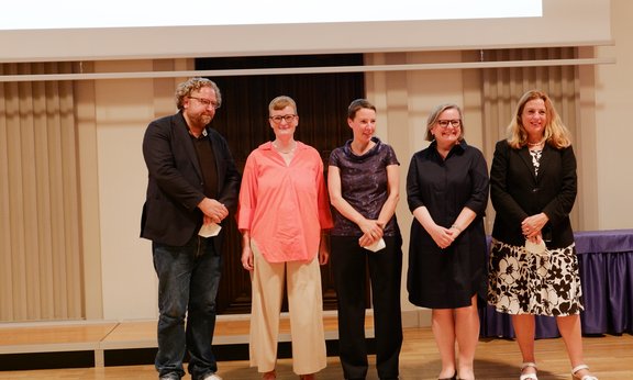 Gruppenbild: Antrittsvorlesung von Levke Harders und Gundula Ludwig