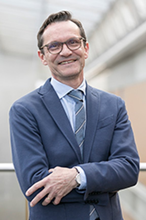 Univ.-Prof. Dr. Bernhard Fügenschuh