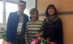 Prof. Renate Rathmayr (Mitte) mit Mag. Bernhard Eberharter und Mag. Ester Pöhl.
