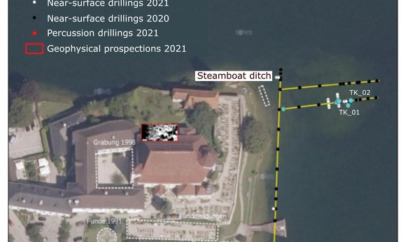 Overview of the investigated site and the sampling transects