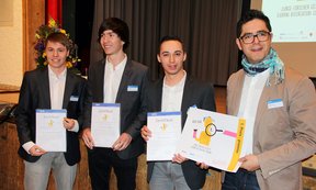 Die Gewinner des Schülerwettbewerbs Stefan Faistenauer, Egon Veit, Claudio Jäger von der HTL Anichstraße